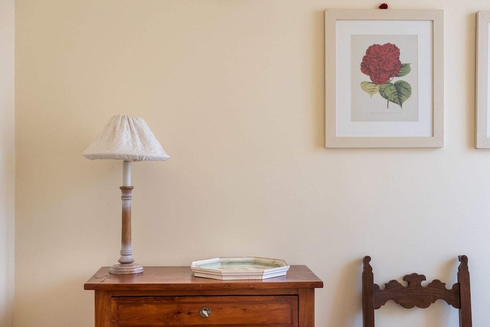 Charming 2bed Apt Overlooking Duomo Apartment, 2 Bedrooms 26