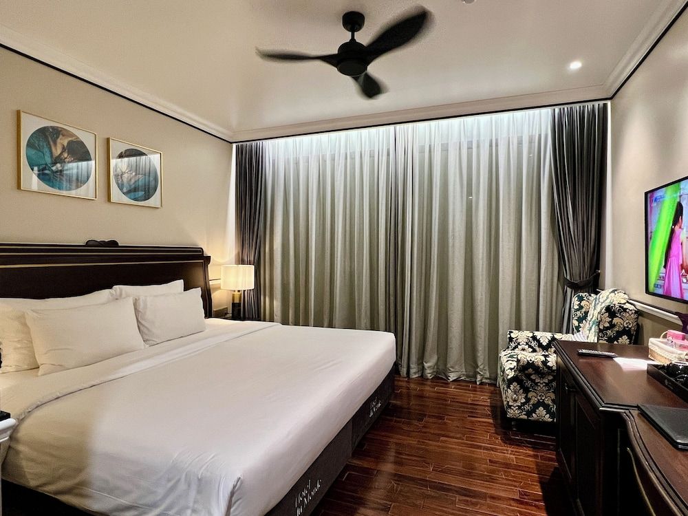 undefined Hotel du Monde Art 4