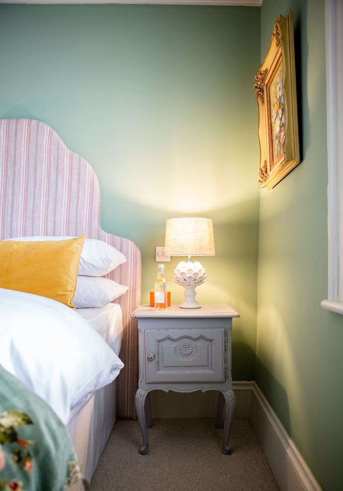 Moore House Standard Double Room, Accessible, Ensuite (RX1)