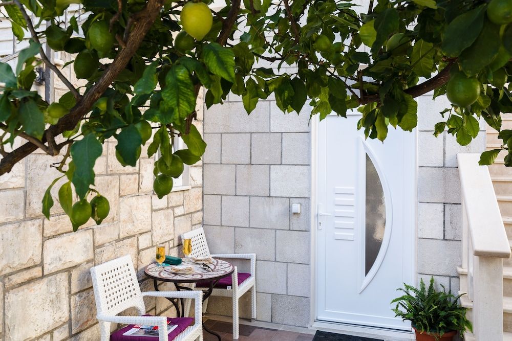 undefined Apartments Martha 4