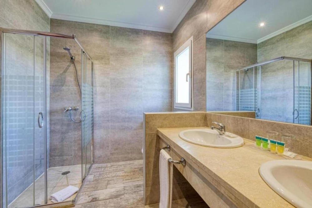 Hotel Alhaurín Golf Resort Junior Double Room 4