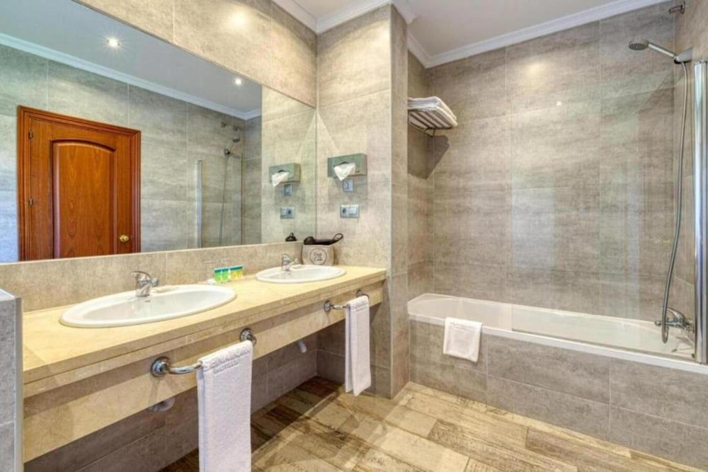 Hotel Alhaurín Golf Resort Junior Double Room 5