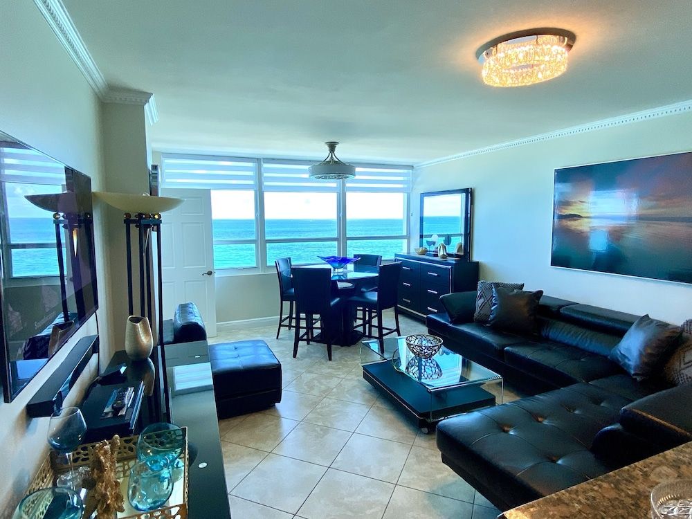 Direct ocean front condo Miami Beach Deluxe Condo 19