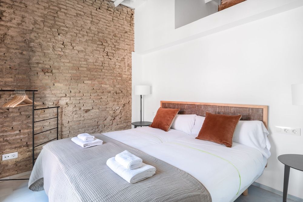 undefined Slow Suites Maestranza 3