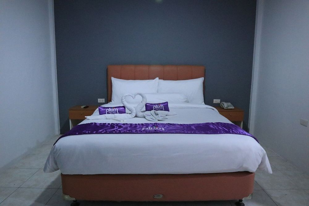 Plum Hotel Lading Banda Aceh Superior Double Room, 1 Queen Bed, Non Smoking, Garden View 3