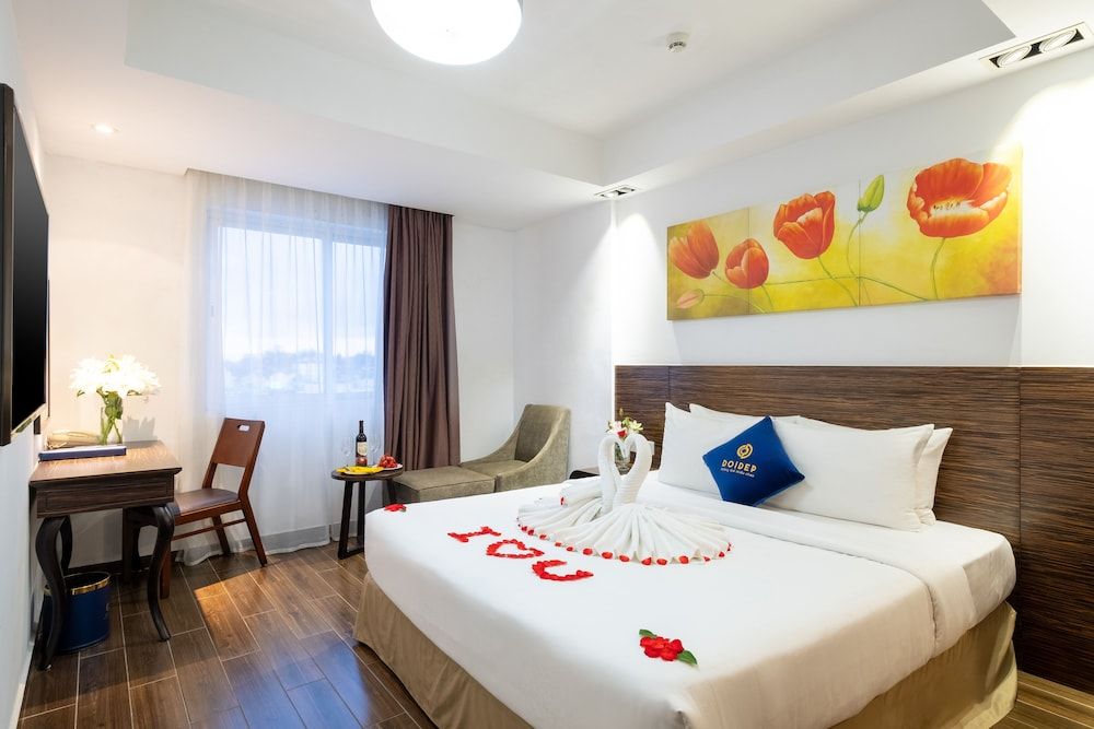 undefined Sandals Lily Hotel 8