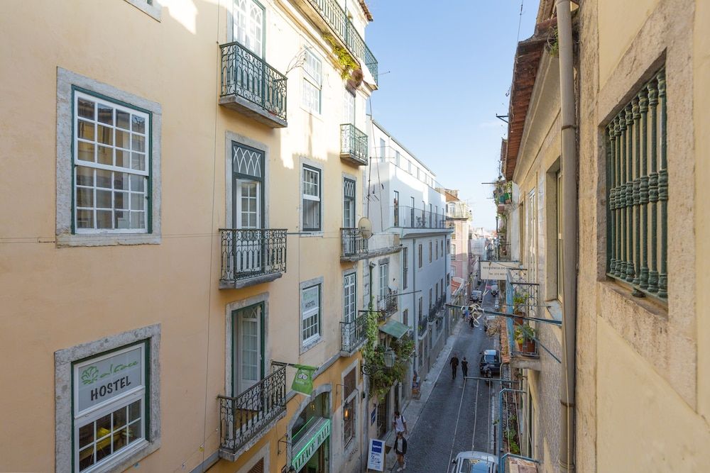 Sunny Bairro Alto / Chiado Apartment, By TimeCooler Apartment, 2 Bedrooms 30