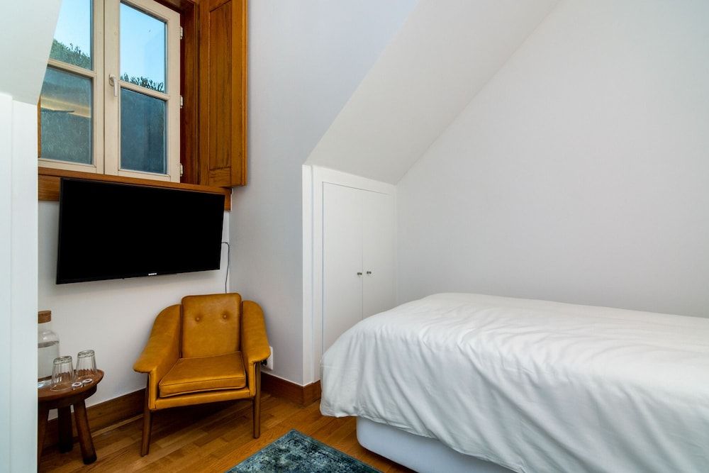 undefined The Explorer's Home 7