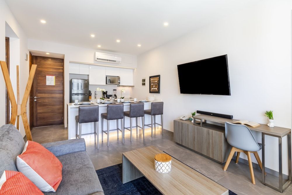 undefined The Gallery by Riviera Rentals 10