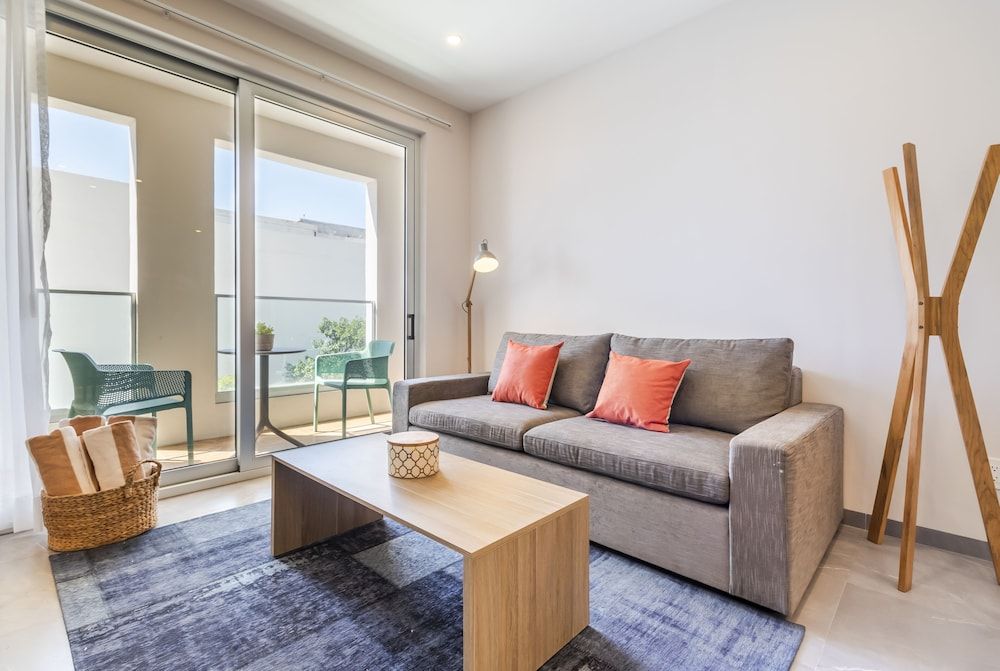 The Gallery by Riviera Rentals City Apartment 10