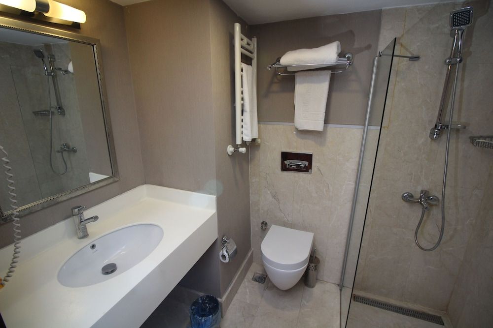 undefined Vali Erdogan Konuk Evi Hitit Otel 9