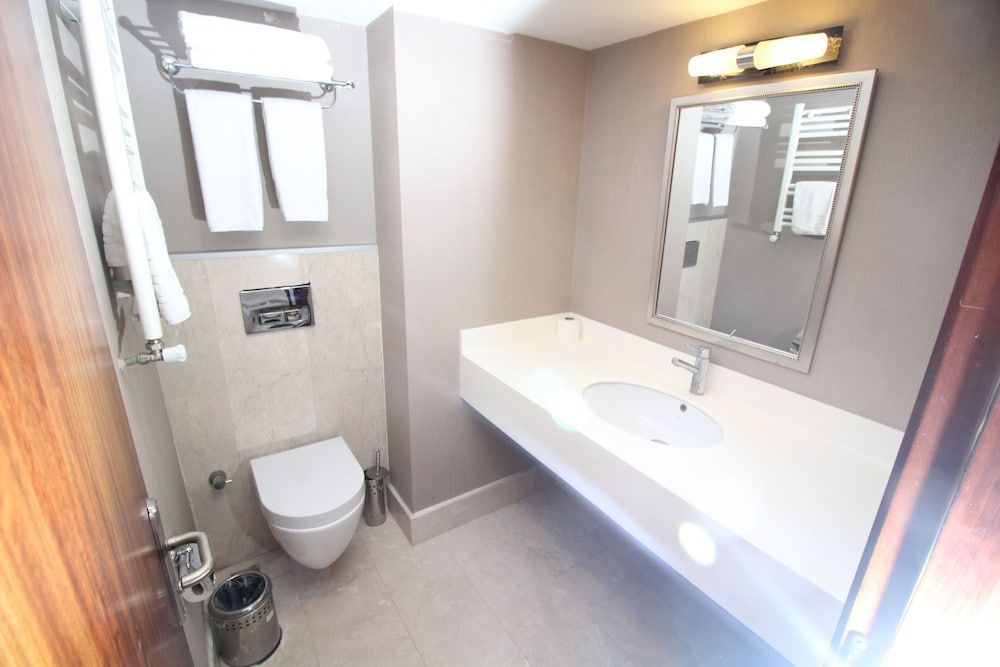 undefined Vali Erdogan Konuk Evi Hitit Otel 8