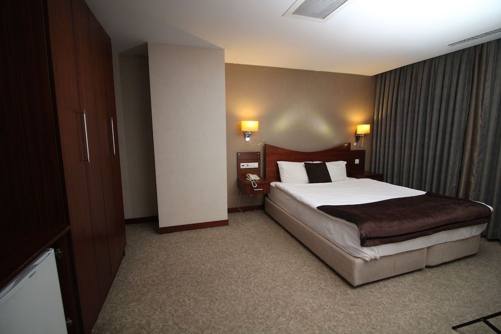 undefined Vali Erdogan Konuk Evi Hitit Otel 2