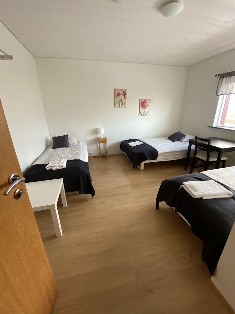 Grund guesthouse Economy Triple Room, Shared Bathroom 6