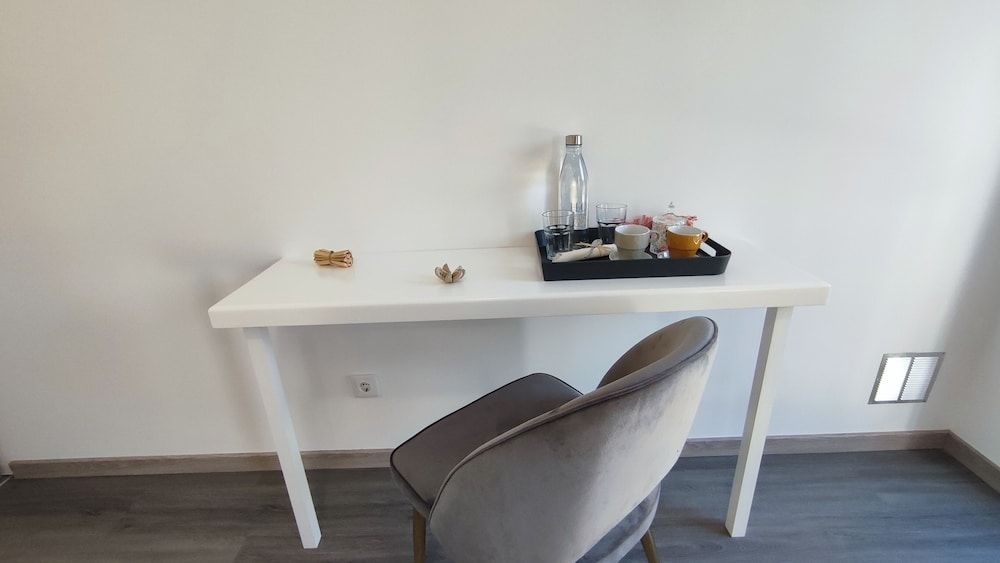 Atlantic 3 Bicas - Furnas Deluxe Double Room 8