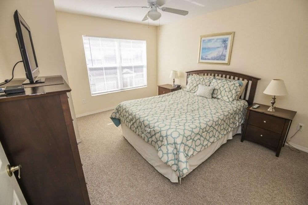 undefined Lin's Villas at Seven Dwarfs Condo 7