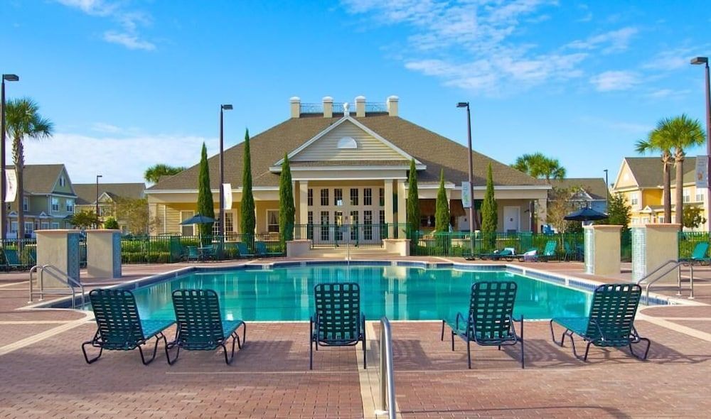 undefined Lin's Villas at Seven Dwarfs Condo 3