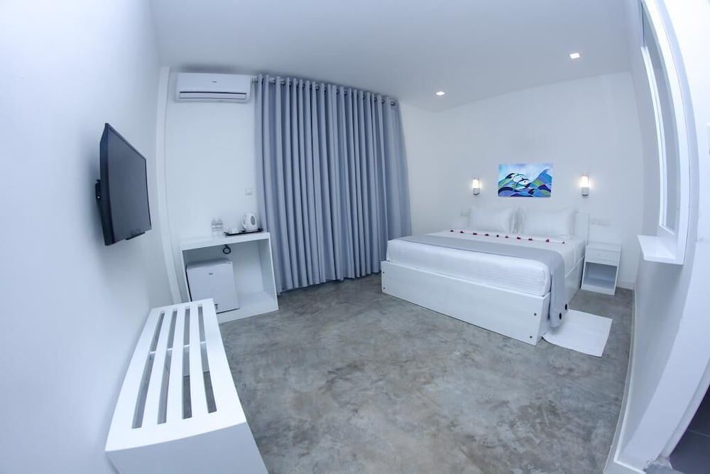 Somerset Mirissa Beach Economy Double Room 2