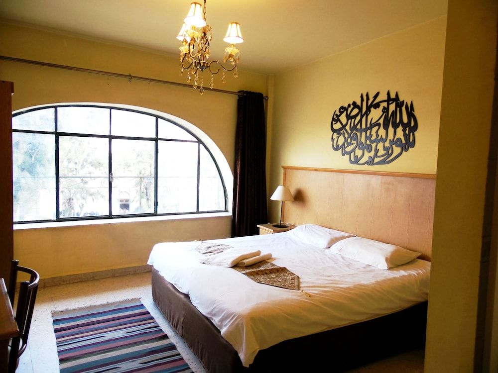 Moab Land Hotel Deluxe Single Room 5