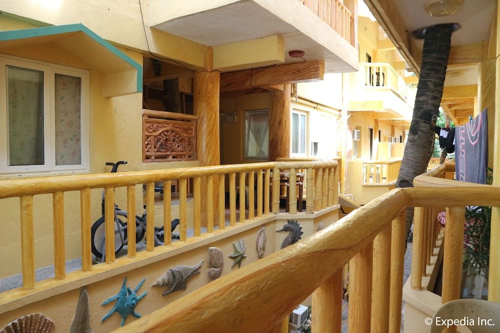undefined La Isla Bonita Resort and Spa 2