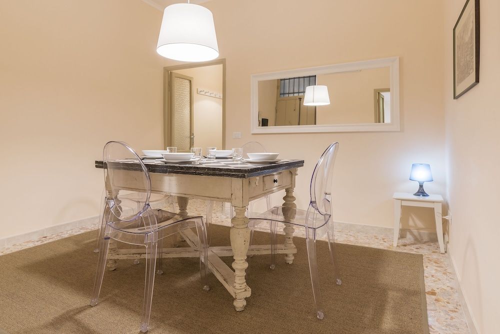 undefined Campo De' Fiori Central Flat 9