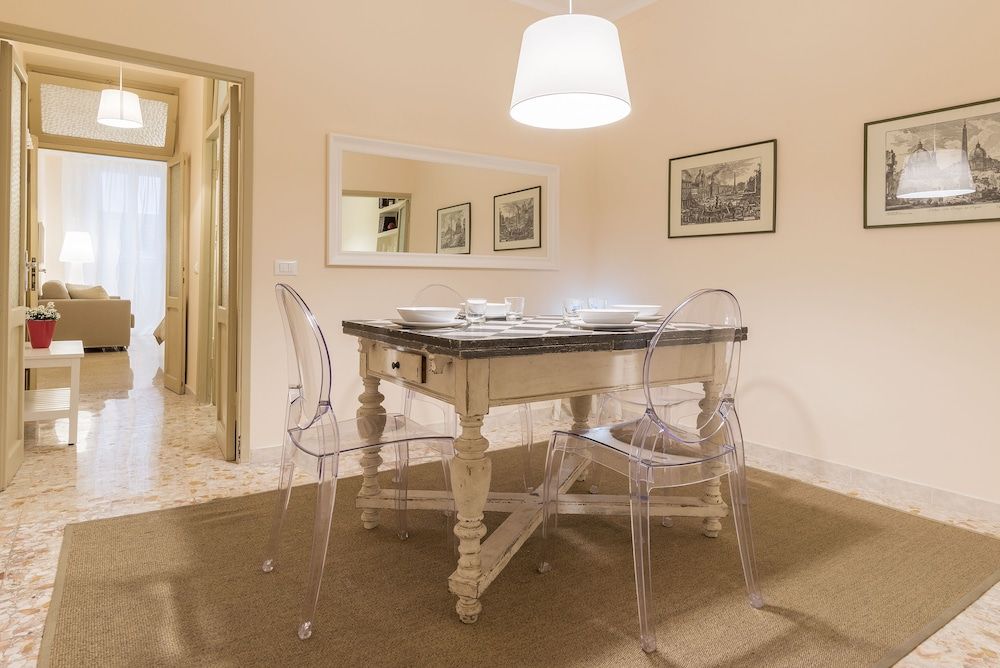 undefined Campo De' Fiori Central Flat 10