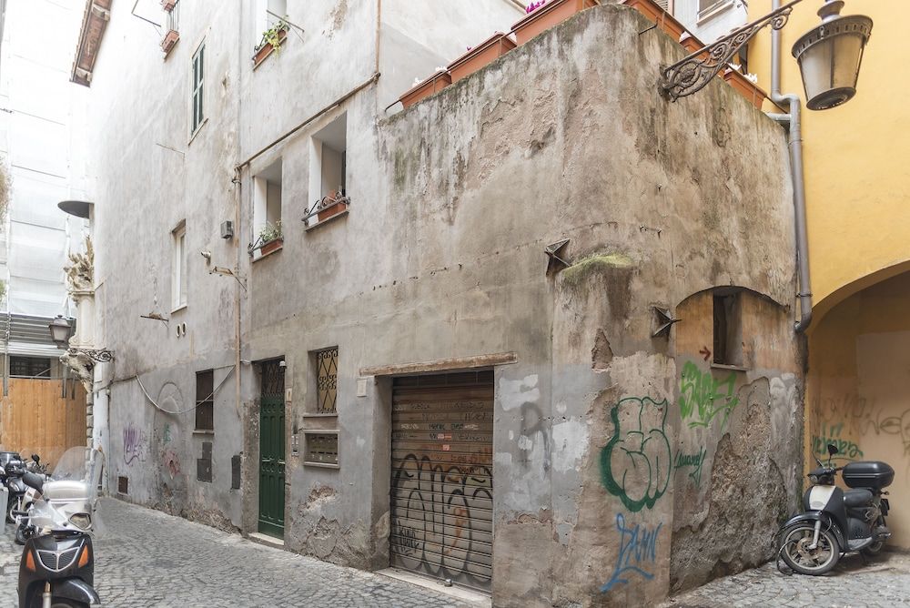 undefined Campo De' Fiori Central Flat 3