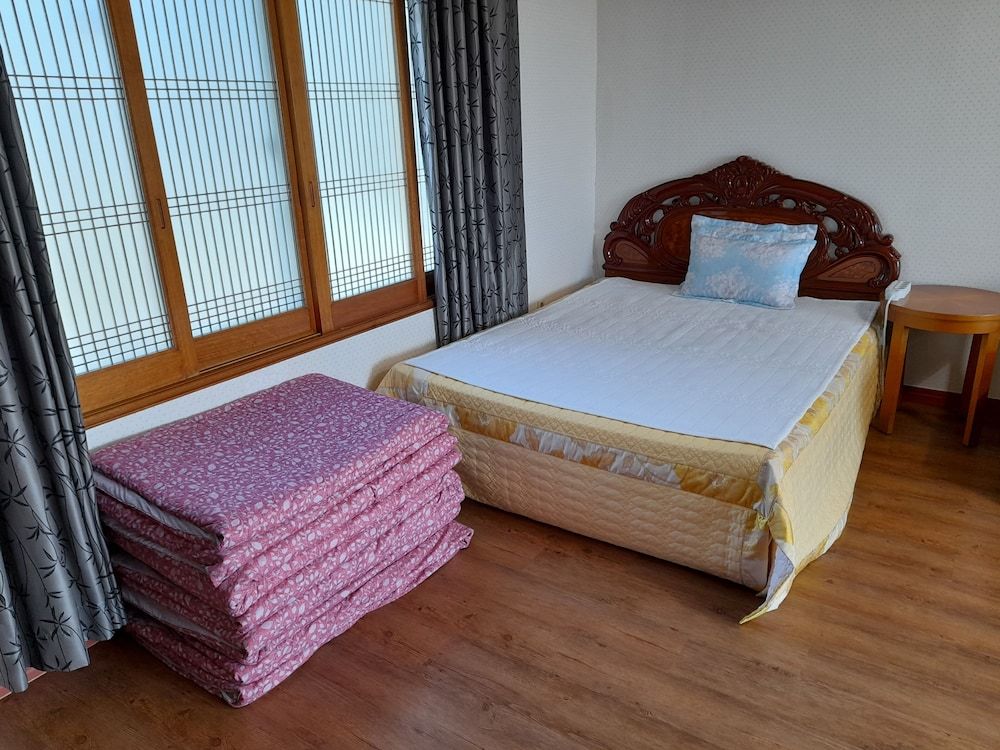 Haeansung Pension Deluxe Studio (15py)
