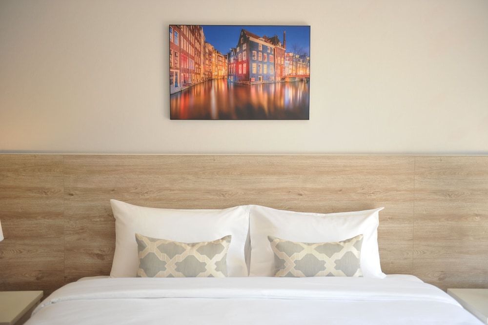 Drop Inn Bangkok Junior Suite