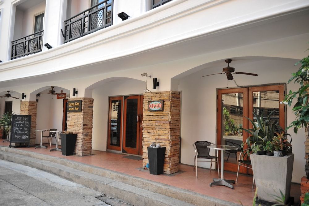 undefined Drop Inn Bangkok 5