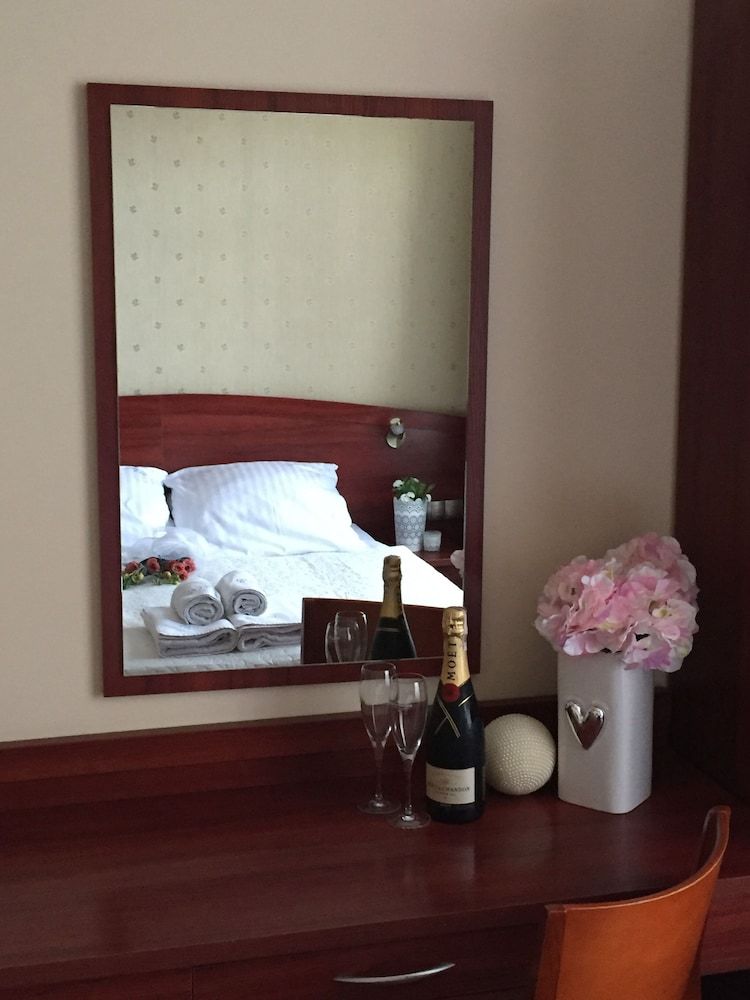 Hotel Gaja Suite, 1 Bedroom, Non Smoking 2