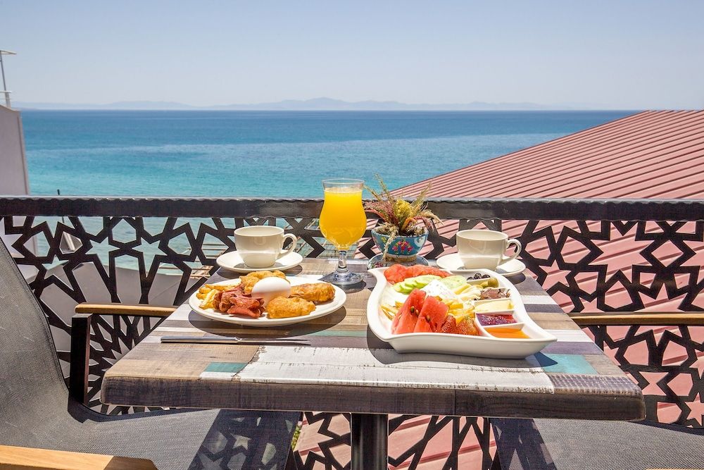 The Lea Hotel Deluxe Room 11