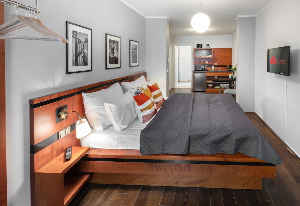 4 Elements Apartments by Adrez Living Studio 3