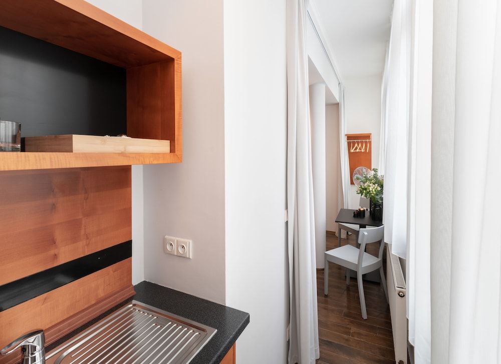 4 Elements Apartments by Adrez Living Studio 9