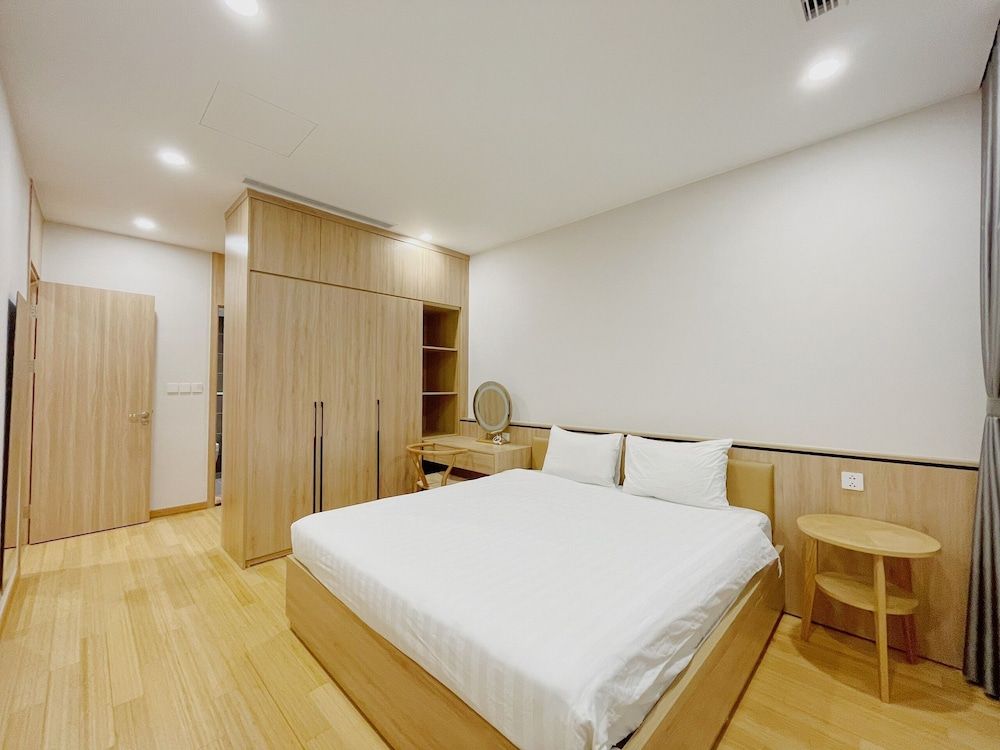 Lunetta Serviced Apartment Comfort Apartment, 2 Bedrooms, City View, Tower 7