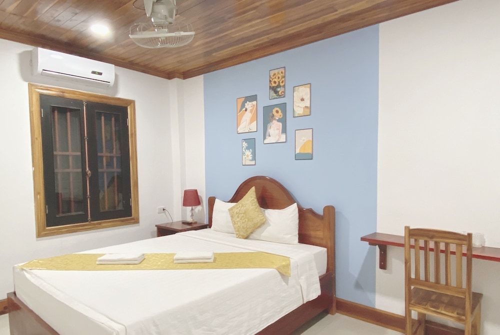 Elephant Boutique Hotel Superior Double Room 9