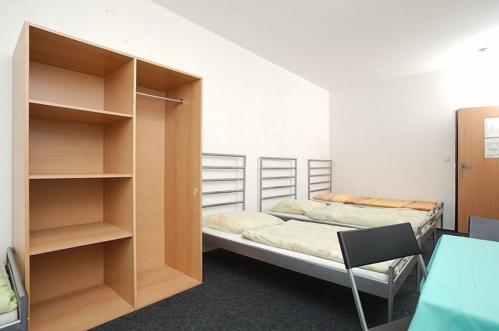 Abex Hostel Quadruple Room 4