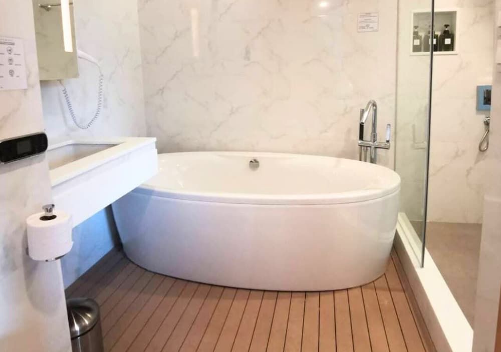 Zen Next Condo Khao Yai by ZV Junior Suite Garden View 4