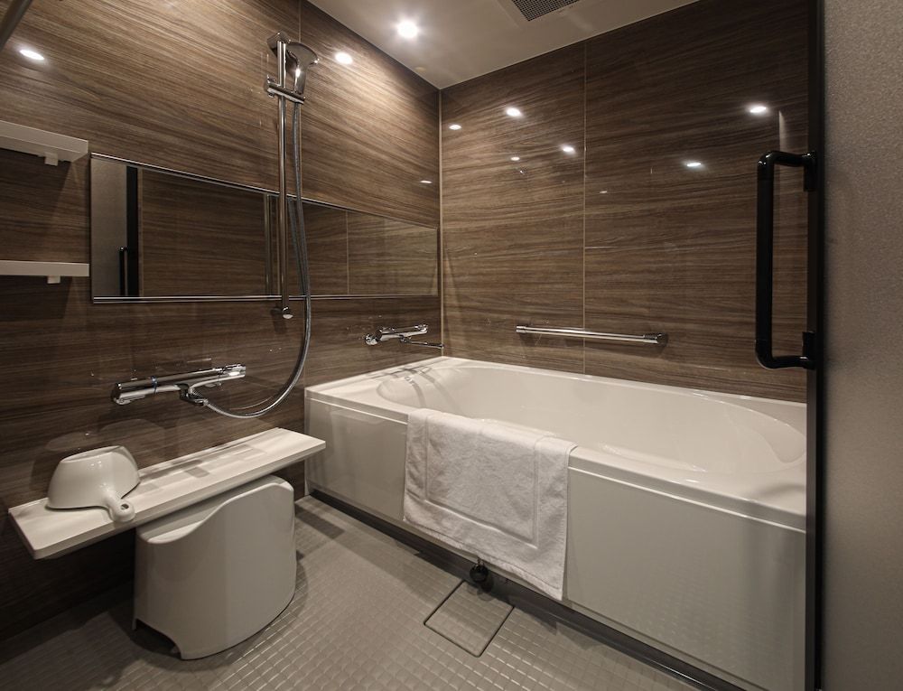 Spa World Deluxe Twin Room, Non Smoking 3