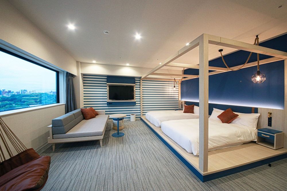 undefined Spa World 7