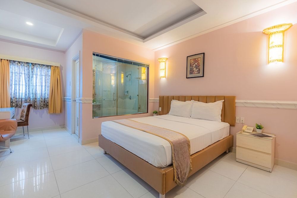 undefined Fortune 1127 Central Hotel