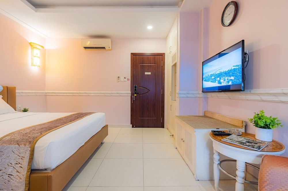 Fortune 1127 Central Hotel Deluxe Double Room, 1 Queen Bed, Non Smoking 15