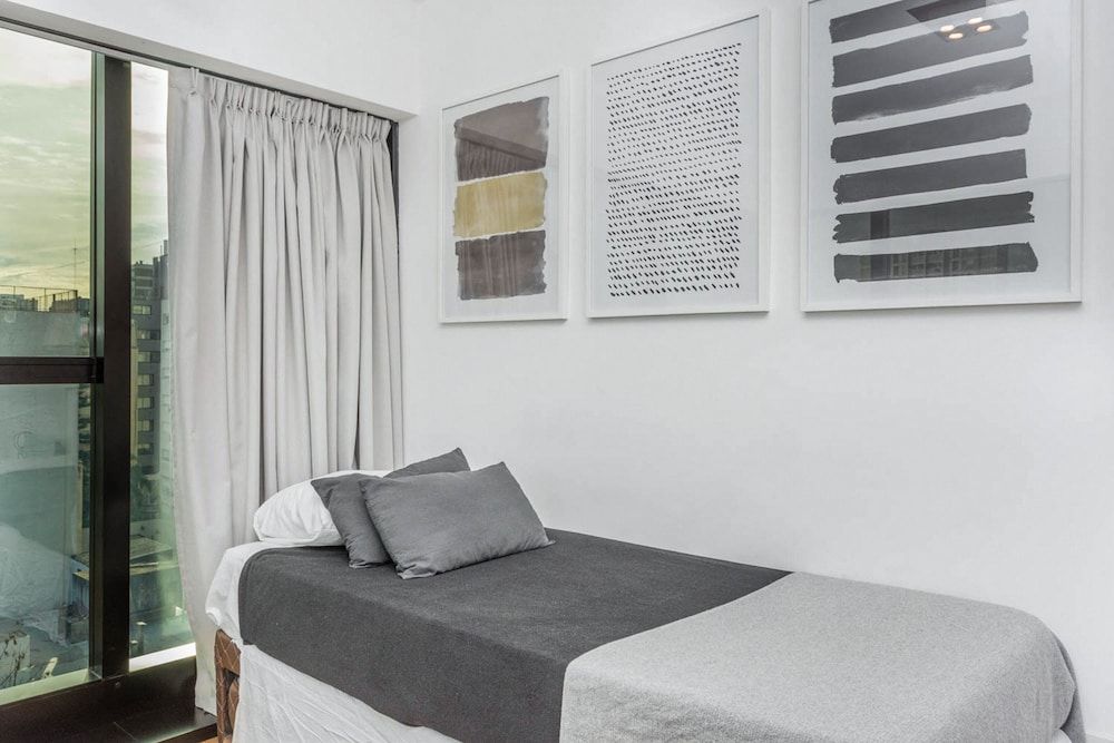 Apartment (6A)