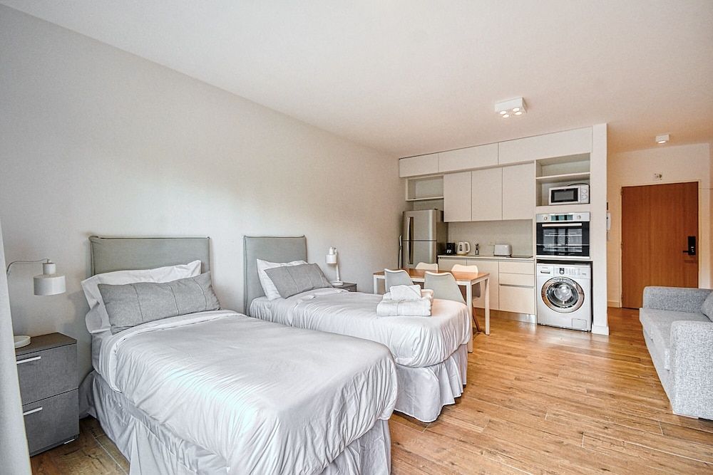 Loft (8C)
