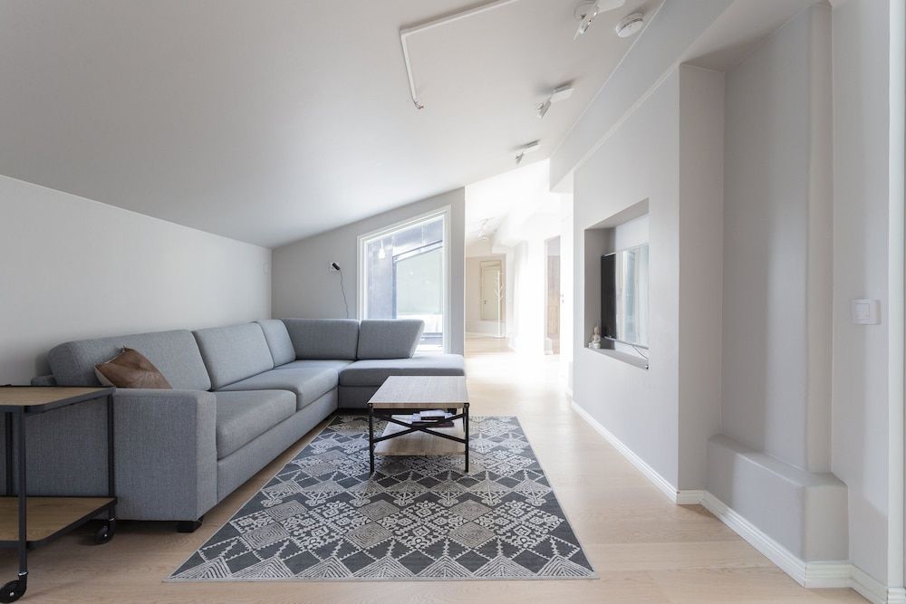 2ndhomes Kluuvi 2BR penthouse with balcony and sauna Superior Apartment 9