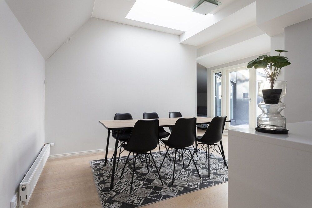2ndhomes Kluuvi 2BR penthouse with balcony and sauna Superior Apartment 6