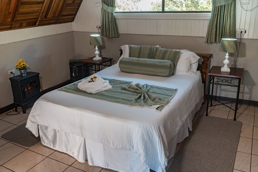 Hortensias Chalets Vara Blanca Double Room 2