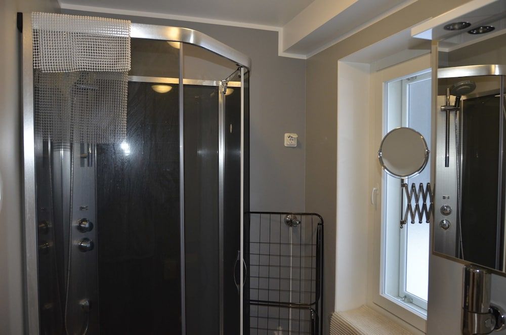 Imatran Portti Economy Double Room, Shared Bathroom 19