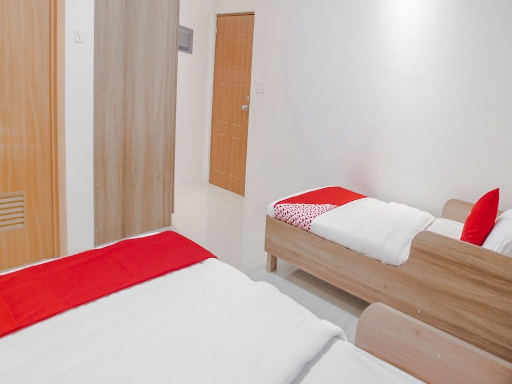 undefined OYO 605 The Quarters 7