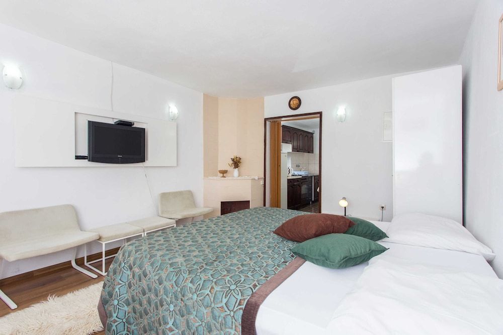 Apartment (Deluxe One-Bedroom Apartment with Bal)